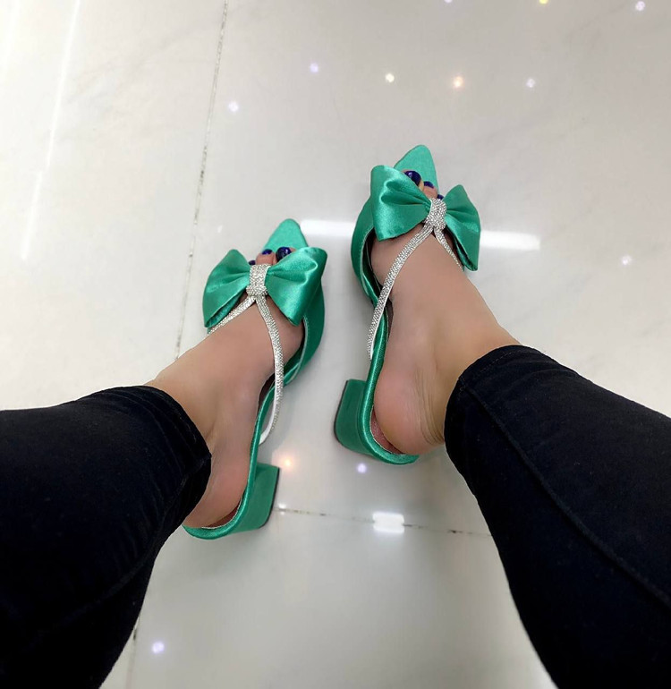 صندل مجلسی زنانه/دخترانه جنس و کیفیت درجه یک در حد ترک پاخور عالی فوق العاده راحت کیفیت اصلی سایزبندی ۳۶ تا ۴۱ قیمت تولیدی