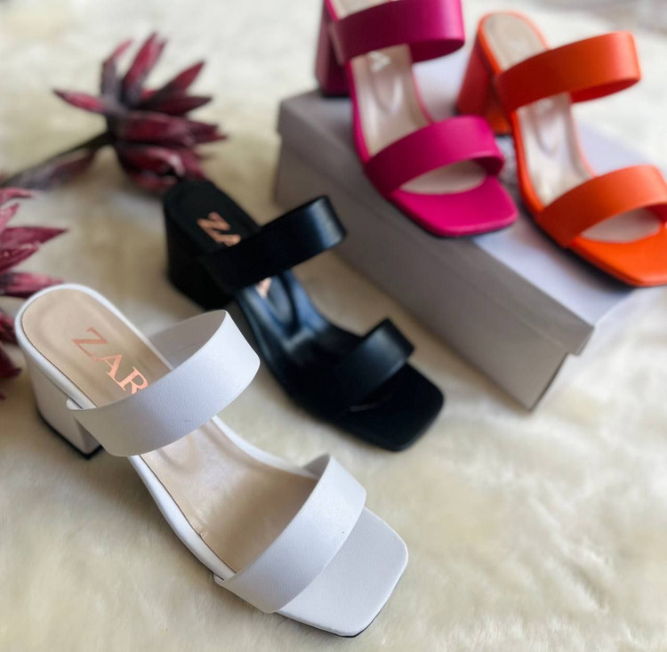 صندل رنگارنگ مدل honey🍯 بهترین و پرفروش ترین صندل پاشنه ۵ سانتی کیفیت عالی و تضمینی سایزبندی ۳۷ تا ۴۰ قیمت منصفانه