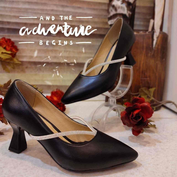 کفش مشکی مجلسی زنانه پاشنه ۵سانت عالی و لاکچری
