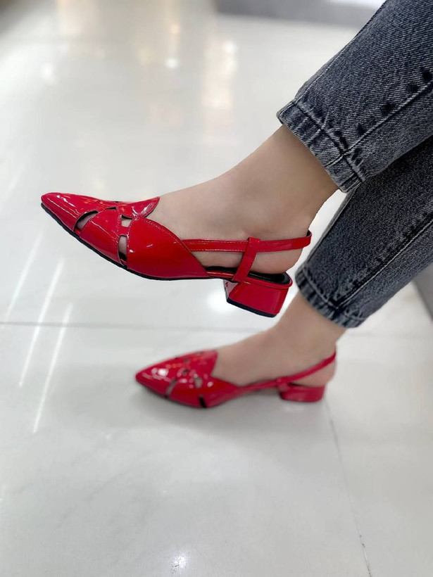 کفش مجلسی زنانه قرمز رنگ