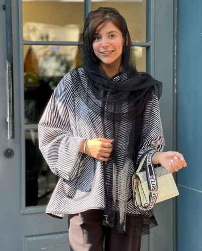 شال دخترانه مشکی توری وارداتی دورگیپور