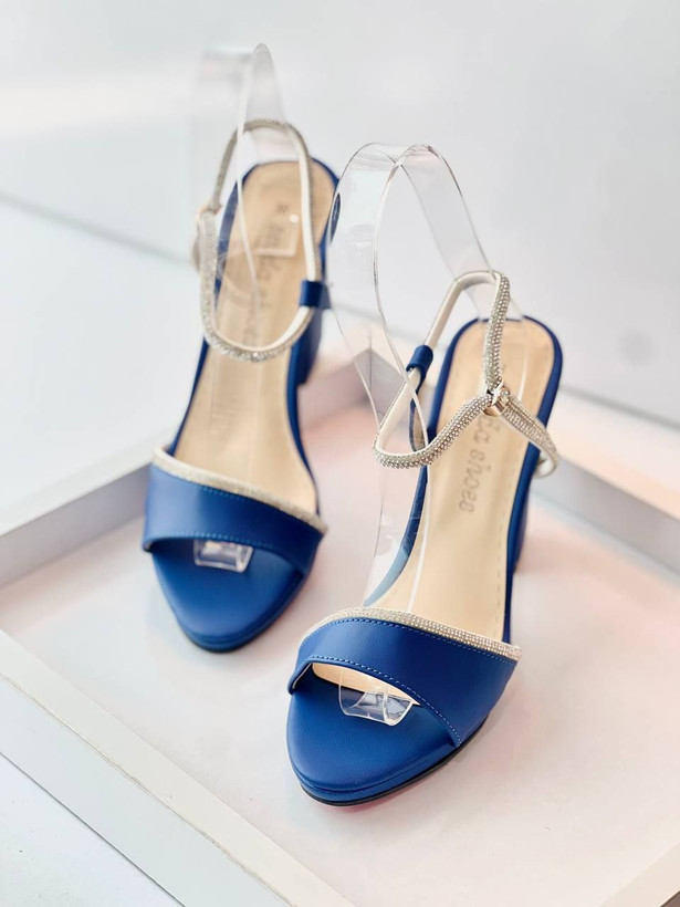 کفش مجلسی شیک زنانه،دخترانه رنگ آبی کاربنی کیفیت تضمینی پاشنه ۱۱سانت