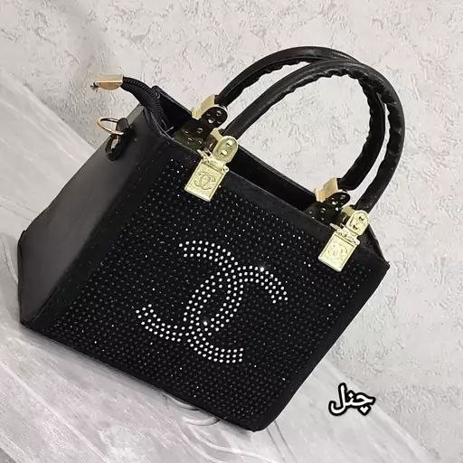 کیف صندوقی دستی مجلسی زنانه/دخترانه در دو جنس انتخابی مخمل و باس ابعاد ۲۱در ۱۶قیمت عالی