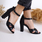 کفش شیک و مجلسی زنانه/دخترانه جنس چرم اصل قالب استاندارد پاخور شیک پاشنه ۸سانت کیفیت اصلی