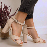 کفش شیک و مجلسی زنانه/دخترانه جنس چرم اصل قالب استاندارد پاخور شیک پاشنه ۸سانت کیفیت اصلی