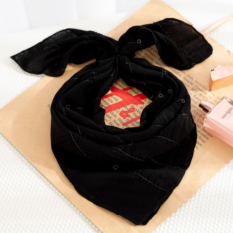 کالکشن جدید عیدانه مینی اسکارف حریر مشکی پولکی مزونی متریال وارداتی بسیار شیک و زیبا