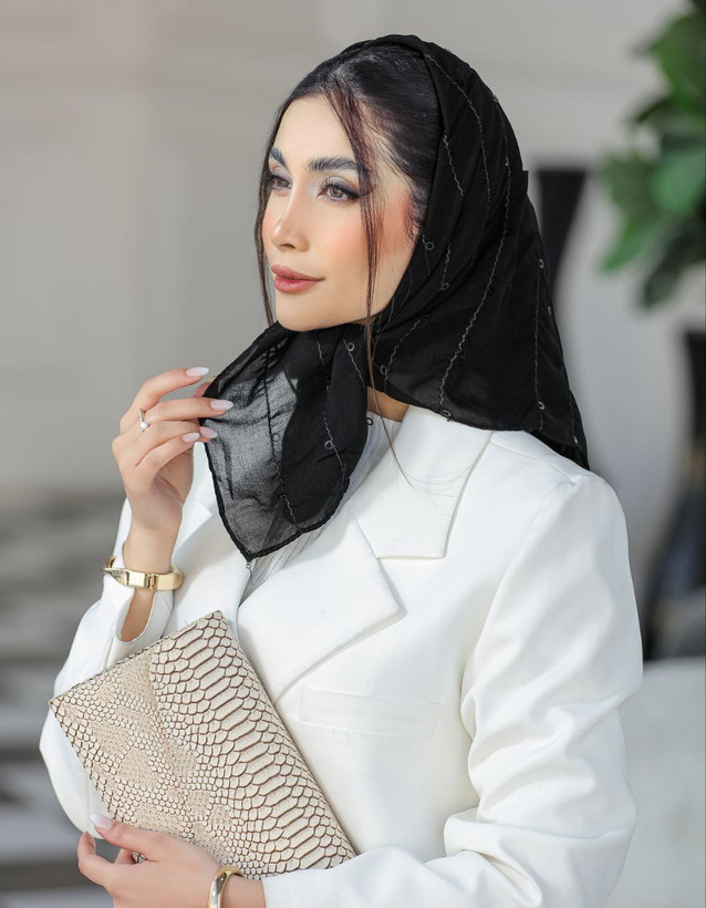 کالکشن جدید عیدانه مینی اسکارف حریر مشکی پولکی مزونی متریال وارداتی بسیار شیک و زیبا