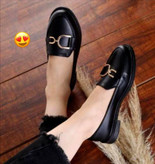 کفش کالج شیک دخترانه / زنانه جنس جدید بسیار شیک و راحت سایز ۳۷ تا ۴۰قیمت بسیار عالی و رقابتی خرید از تولیدی