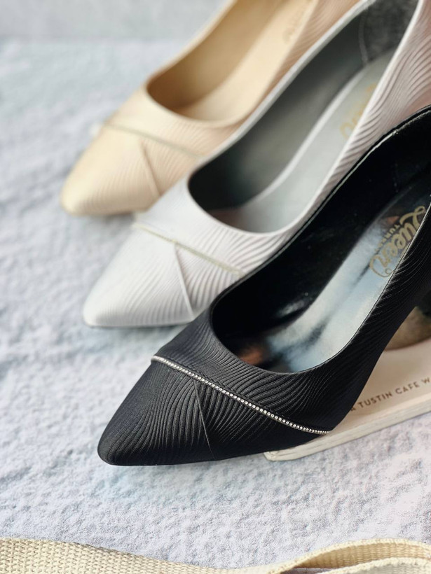 کفش مجلسی جدید زنانه/دخترانه زارا تک رج جدید پاشنه ۵سانت سایزبندی ۳۷ تا ۴۱ قیمت و رنگبندی عالی