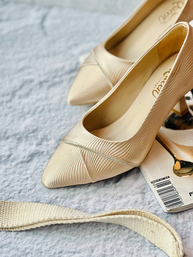 کفش مجلسی جدید زنانه/دخترانه زارا تک رج جدید پاشنه ۵سانت سایزبندی ۳۷ تا ۴۱ قیمت و رنگبندی عالی