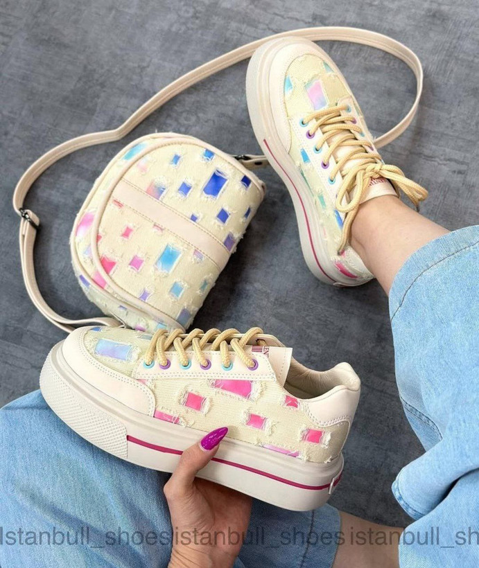 ونس دخترانه /زنانه مدل زاپ دار بسیار جدید تولید باغ سپهسالار بادوام و باکیفیت لژ ۵سانت قالب استاندارد زیره پیو قیمت بسیار عالی