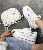 ونس دخترانه /زنانه مدل زاپ دار بسیار جدید تولید باغ سپهسالار بادوام و باکیفیت لژ ۵سانت قالب استاندارد زیره پیو قیمت بسیار عالی