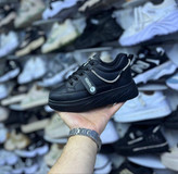 کفش اسپرت بچگانه دخترانه مدل fashion زیره پیو نرم و سبک رویه پشت چرم تولید تبریز کیفیت اصلی با ضمانت تعویض یک سال سایز ۳۱ تا ۳۶قیمت عالی