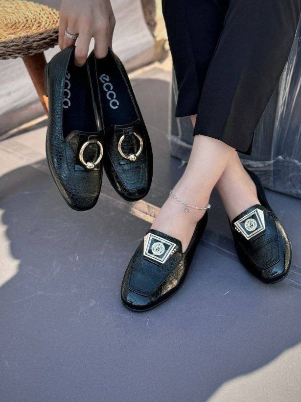 کفش کالج زنانه/دخترانه جدید و شیک خوشپا و با دوام قالب استاندارد زیره pvc قیمت بسیار عالی خرید از تولیدی