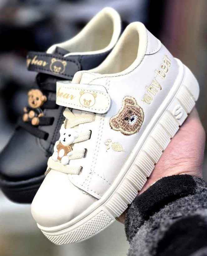 کفش اسپرت/کتونی بچگانه تدی دخترانه و پسرانه زیره پیو سبک رویه چرم مصنوعی بسیار نرم بهترین کیفیت موجود سایز ۲۲ تا ۳۶ قیمت عالی خرید از تولیدی