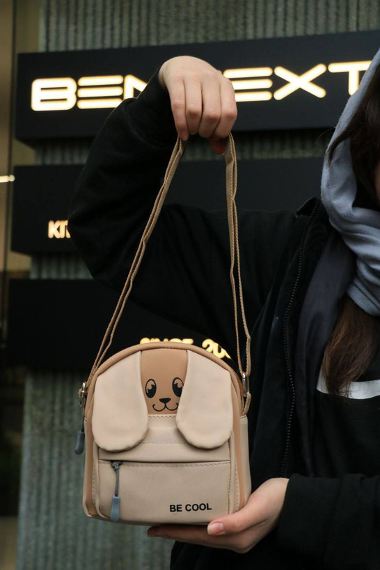 کیف دوشی دخترانه بسیار زیبا و جدید پاسپورتی جنس نانسی ابعاد ۱۳* ۱۷ قیمت بسیار عالی خرید از تولیدی