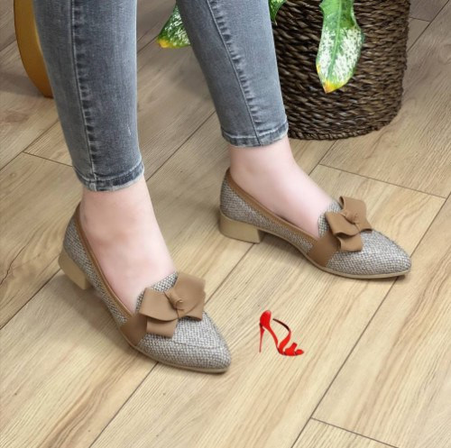 کفش کالج زنانه/دخترانه مدل الناز رویه کنفی جدید زیره بتا قالب استاندارد پاشنه ۳سانت پاخوری شیک قیمت عالی خرید از تولیدی