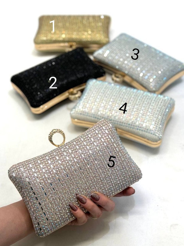 کیف مجلسی زنانه/دخترانه هلالی جنس:وارداتی ابعاد۲۰در۱۳ رنگبندی بینظیر قیمت منصفانه خرید از تولیدی