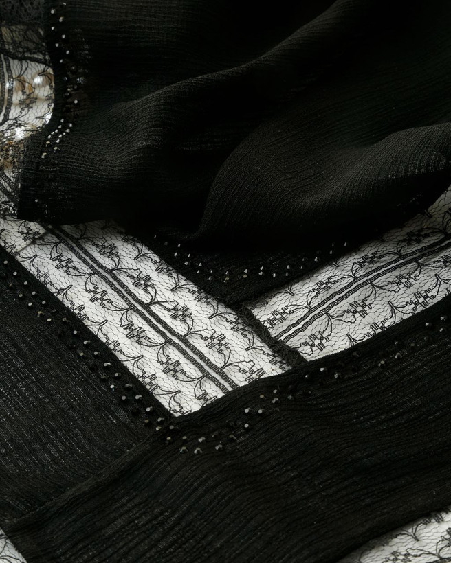 روسری نخ کراش مشکی مزونی دانتل دار قواره ۱۲۰ بسیار شیک قیمت منصفانه خرید از تولیدکننده و واردکننده