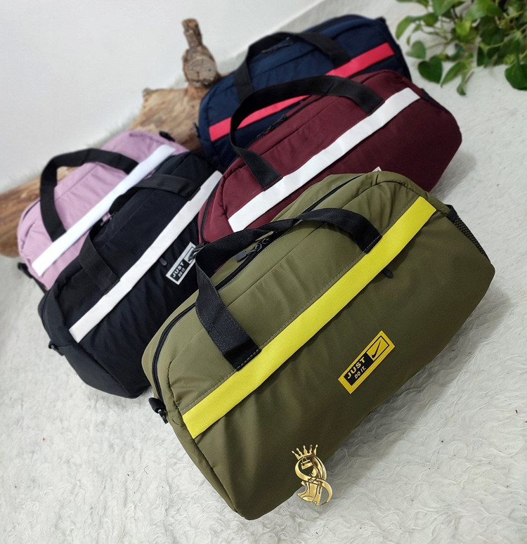 ساک ورزشی زنانه و مردانه مدل جاست نایک کیفیت عالی جنس کتان خارجی باکیفیت ابعاد ۴۷*۲۸ بزرگ و جادار قیمت منصفانه خرید از تولیدی