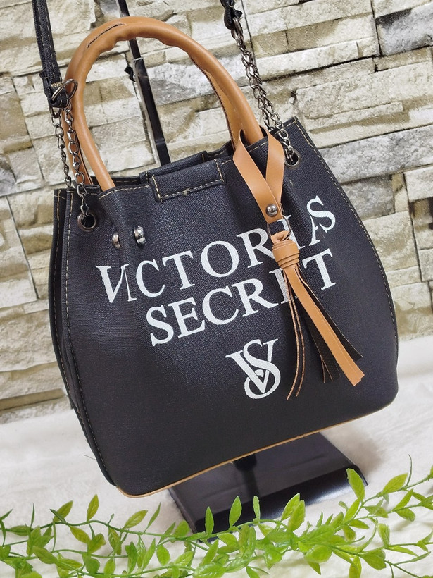 کیف دوشی و دستی زنانه جنس لی ابعاد ۲۵*۳۱ رنگبندی عالی قیمت منصفانه خرید از تولیدی