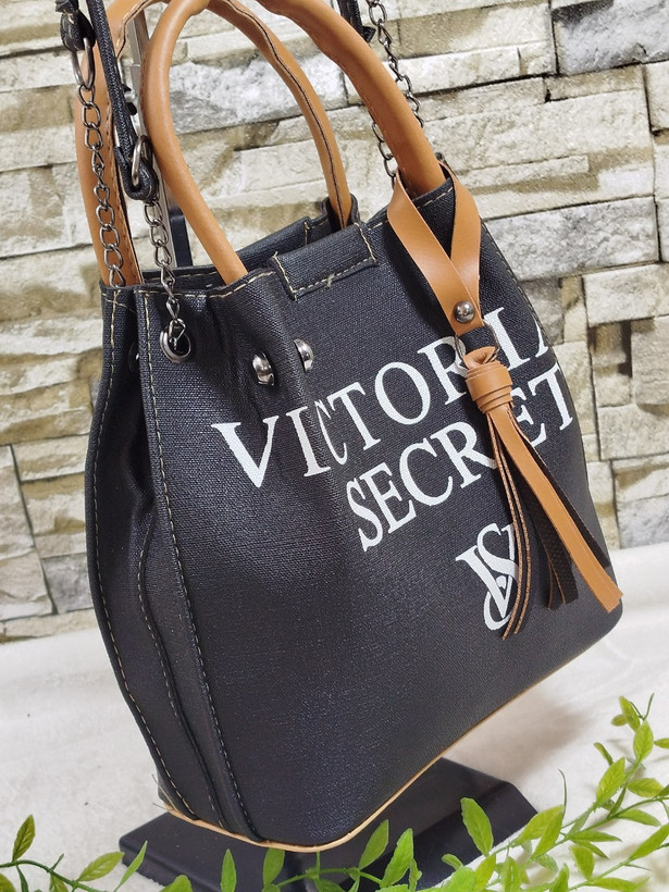 کیف دوشی و دستی زنانه جنس لی ابعاد ۲۵*۳۱ رنگبندی عالی قیمت منصفانه خرید از تولیدی