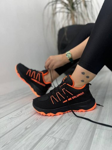 کتونی ست زن و مرد سالامون تزریق جنس رویه فابیلاک وارداتی جنس زیره پی یو تزریق مستقیم قابل شست و شو قیمت منصفانه خرید از تولیدی