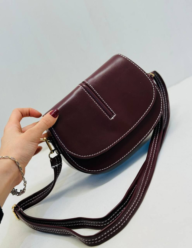 کیف دوشی زنانه/دخترانه مدل دایره صابونی جنس وارداتی سایز ۲۵*۱۷ قیمت منصفانه