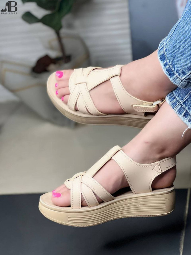 صندل رکابدار طبی زنانه/دخترانه تولید شرکت معتبر شیما رویه چرم صنعتی درجه یک پاخوری شیک پاشنه پیو لژ ۵ سانتی نرم و سبک قیمت عالی