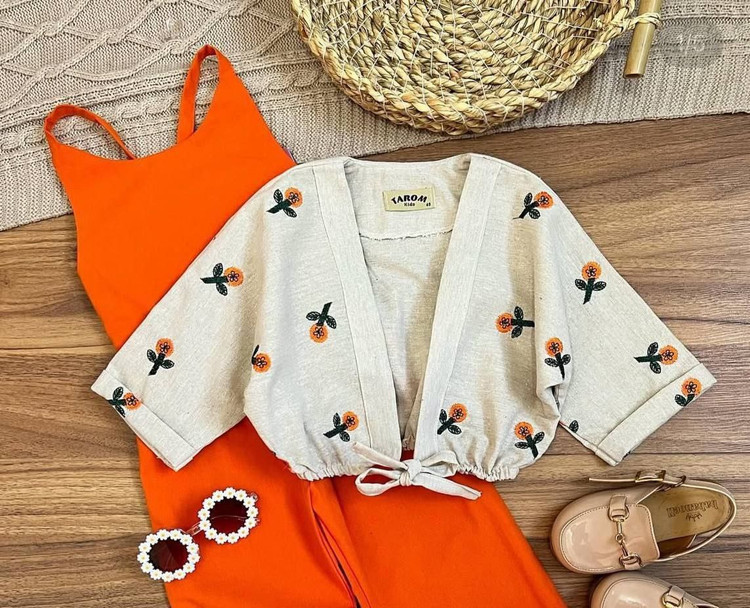 ست شومیز و اورال بچگانه دخترانه نیلو جنس پشت کت لینن و جلوی کت لینن گلدوزی برجسته شنل (فوق اعلا) جنس اورال کتان گرم بالا و لینن سایز ۴۰،۴۵ و ۵۰ قیمت عالی