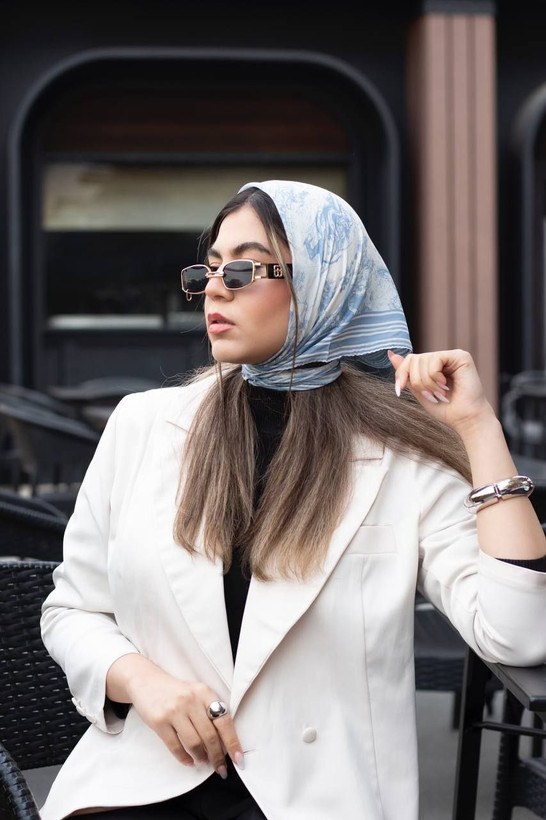 مینی اسکارف نخی مزونی طرح ترند و لاکچری متریال نخی اعلا قیمت منصفانه