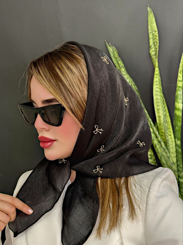 روسری مینی ژان ژان پاپیون رنگ مشکی ابعاد ۷۵*۷۵ قیمت منصفانه خرید از تولیدی بازار بزرگ