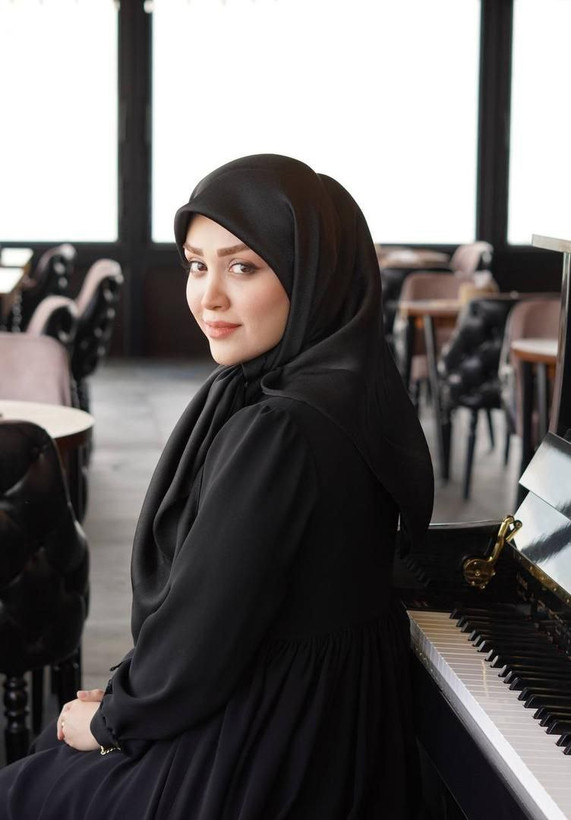 روسری بامبو مشکی ترک ۱۰۰ بسیار لطیف و سبک تکرنگ ابعاد100*100قیمت منصفانه تک و عمده خرید از تولیدی