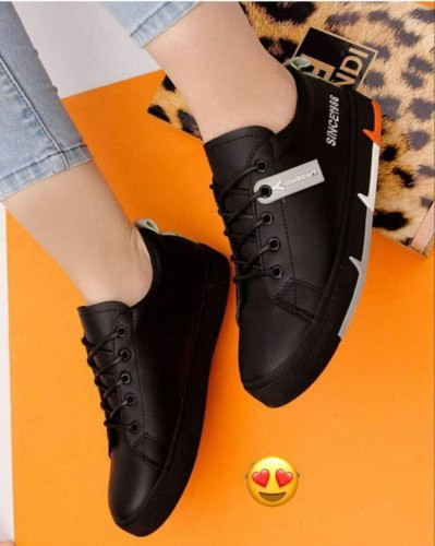 کفش اسپرت زنانه/دخترانه مدل بندی باکیفیت ضمانت بسیار شیک و راحت سایزبندی ۳۷ تا ۴۰ در دو رنگ سفید و مشکی قیمت عالی خرید از تولیدی