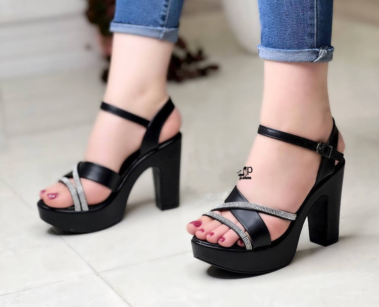 کفش مجلسی زنانه/دخترانه مدل ماهرخ پاخوری خاص زیره دلتا ۱۰ سانتی ترک🇹🇷 رویه نگین خارجی سایزبندی ۳۷ تا ۴۱ بسیار جدید قیمت منصفانه خرید از تولیدی