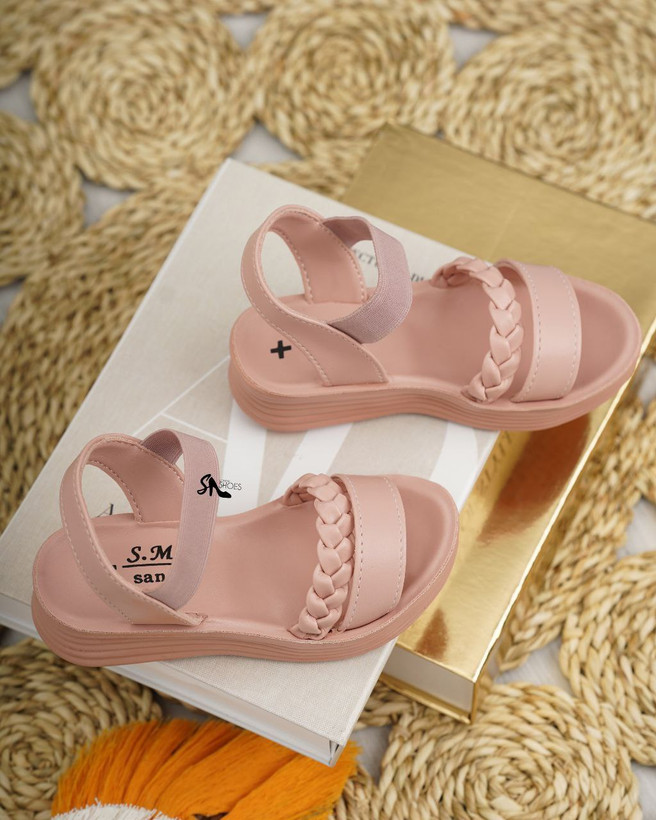 صندل طبی دخترانه زیره پیو کیفیت با ضمانت سایزبندی ۳۱تا ۳۶ رنگ کالباسی و نباتی قیمت ویژه خرید از تولیدی