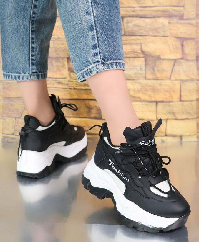 کتونی زنانه/دخترانه لژدار جدید بسیار شیک خوشپا و راحت کیفیت عالی و تضمینی سایزبندی ۳۷ تا ۴۰ قیمت منصفانه