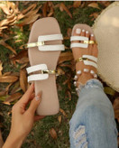 صندل اسپرت مربع زنانه/دخترانه بسیار شیک جنس رویه سافتی سایزبندی ۳۷ تا ۴۰ رنگبندی مشکی و سفید قیمت منصفانه خرید از تولیدی