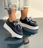 ونس زنانه/دخترانه مروارید زیره پیو پاخور عالی سایزبندی ۳۷ تا ۴۰ در دو رنگ مشکی و سفید قیمت منصفانه خرید از تولیدی