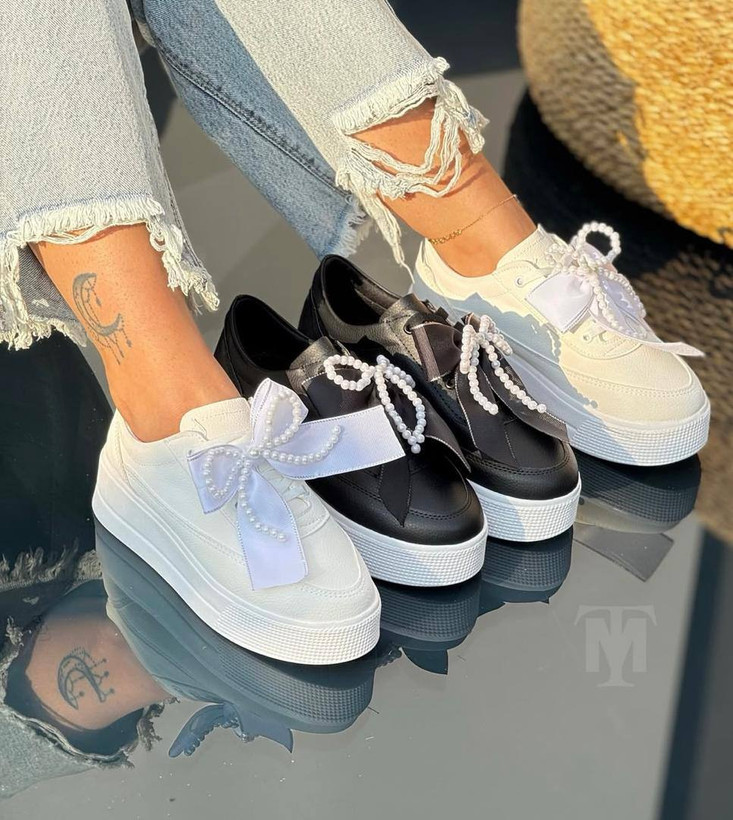 ونس زنانه/دخترانه مروارید زیره پیو پاخور عالی سایزبندی ۳۷ تا ۴۰ در دو رنگ مشکی و سفید قیمت منصفانه خرید از تولیدی