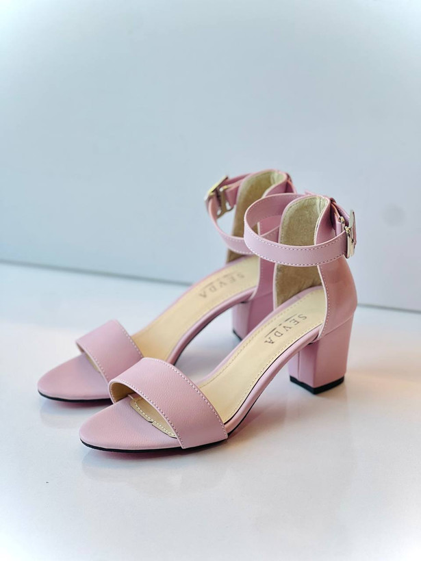 کفش مجلسی زنانه/دخترانه مدل تک باند پاشنه شش سانت سایزبندی ۳۶ تا ۴۰ قالب استاندارد کیفیت عالی درجه یک با ضمانت گارانتی قیمت منصفانه خرید از تولیدی