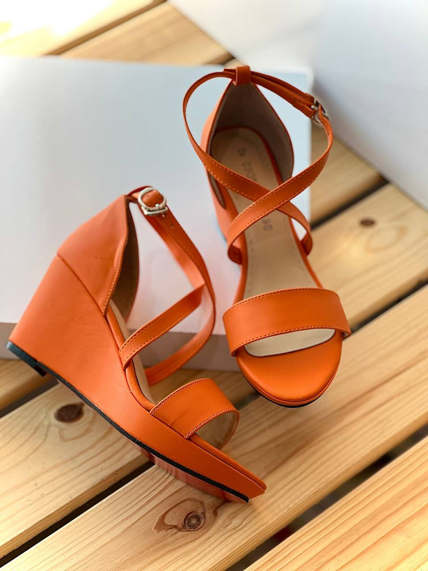 کفش مجلسی زنانه/دخترانه لژدار سایزبندی 36 تا 40 قالب استاندارد کیفیت عالی درجه یک با ضمانت گارانتی رنگبندی مداد رنگی قیمت منصفانه خرید از تولیدی