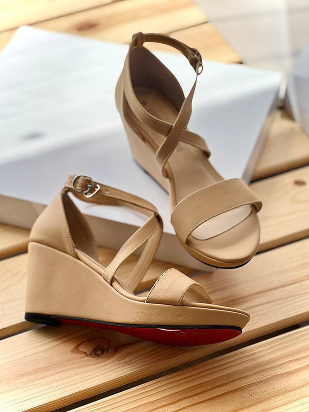 کفش مجلسی زنانه/دخترانه لژدار سایزبندی 36 تا 40 قالب استاندارد کیفیت عالی درجه یک با ضمانت گارانتی رنگبندی مداد رنگی قیمت منصفانه خرید از تولیدی