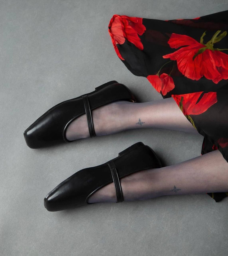 بابت جدید زنانه/دخترانه بسیار شیک خوشپا و راحت سایزبندی ۳۷ تا ۴۰ قیمت منصفانه خرید از تولیدی