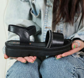 صندل زنانه/دخترانه مدل شیما قالب استاندارد سایزبندی ۳۷ تا ۴۰ رویه فوم درجه یک زیره مواد نو نرم و سبک پاخور عالی قیمت منصفانه خرید از تولیدی