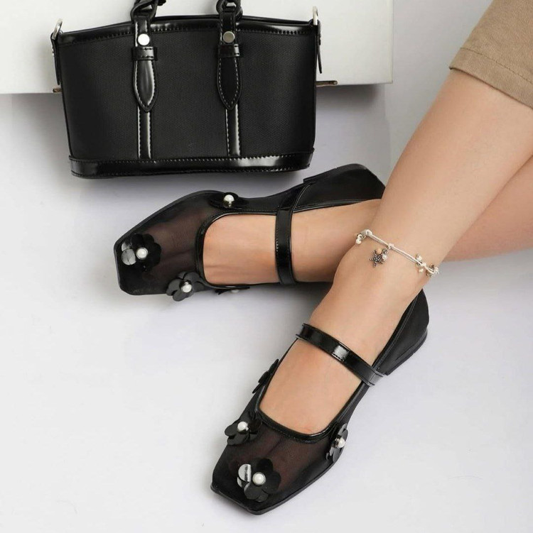 کالج گلدار عروسکی زنانه/دخترانه جدید ترند این روزها قالب استاندارد زیره pvc سبک سایز ۳۷ تا ۴۰ قیمت منصفانه خرید از تولیدی