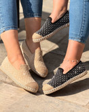 کفش کالج زنانه/دخترانه نگین مروارید جدید دور دوخت شیک و خوشپا زیره pvc قالب استاندارد سایز ۳۷ تا ۴۰ قیمت منصفانه خرید از تولیدی