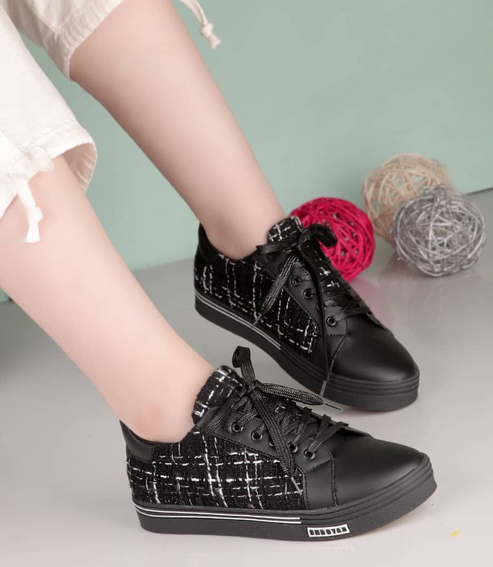 ونس زنانه/دخترانه مدل ویانا رویه بیاله زیره پیو طبی شیک و خوشپا سایزبندی ۳۷ تا ۴۰ قیمت منصفانه خرید از تولیدی