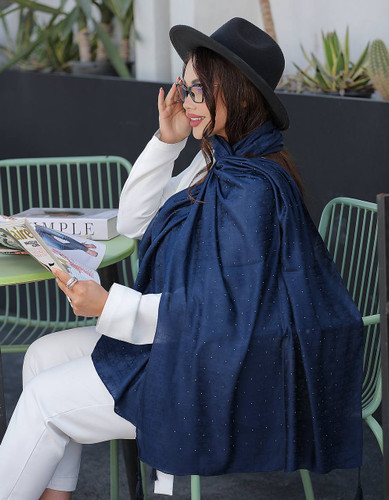 شال سورمه ای جنس ژاکارد نگینی فروش بصورت عمده و تک قیمت منصفانه خرید مستقیم از تولیدکننده و واردکننده