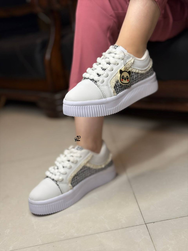 کتونی زنانه/دخترانه مدل Tedi زیره پیو کیفیت عالی و با ضمانت سبک و نرم قالب استاندارد سایزبندی ۳۷ تا ۴۰ خاص قیمت منصفانه خرید از تولیدی